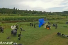 文明其精神，野蛮其体魄，古今成大事者，必先苦其心志，劳其筋骨视频封面