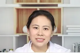 舌头白厚有齿痕，这是怎么回事呢？#科普 视频封面