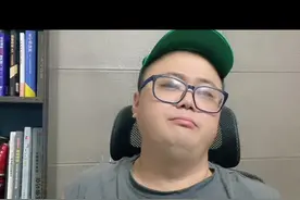 为什么手机镜头总是凸出来，能不能压进去？#手机镜头 #手机摄像头视频封面