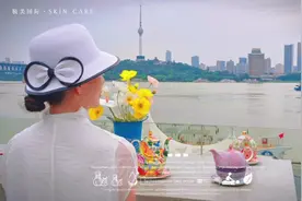 海德格尔说，人是被抛入世界、能力有限、处于生死之间视频封面