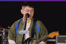 金志文与赖美云俏皮合唱《远走高飞》，轻松愉快的氛围给人带来不一样的感觉～（来源：美好的时光）#金志文#赖美云#远走高飞#高光音乐现场视频封面