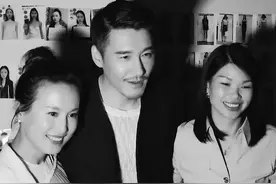 知性与性感完美结合🌼，恭喜吕燕妹妹上海时装周首秀  #吕燕视频封面