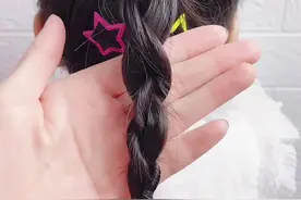 马尾还可以这样扎，五一和宝贝扎个亲子马尾辫，减龄又好看#儿童编发 #编发教程 #五一就是玩 #我要上热门视频封面