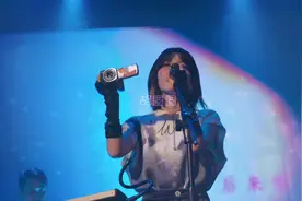 #房东的猫 后来再 未见过 那么美的日落。#音乐现场 #livehouse视频封面