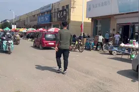 儿子复员来给姥姥姥爷个惊喜视频封面