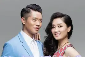 #音乐 #拜新年 分享一首喜庆的新年歌曲给家人们 #上热门 #凤凰传奇@DOU+上热门 视频封面