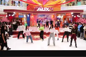 #李克勤 #护花使者 前面认真跳舞，后面花式沙雕！头都要笑掉了#青岛 #随机舞蹈 #舞蹈视频封面