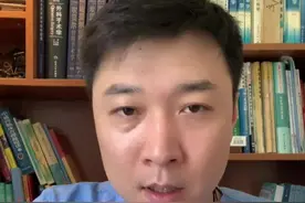 手上长满小水泡，很痒怎么办？#干货分享 #水泡 #手长小水泡#健康小妙招   