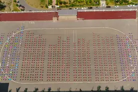 大连高新区凌水小学篮球操壮观震撼，全校学生技术运用自如，玩..视频封面