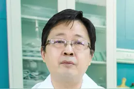 放屁多是怎么回事#放屁多 #脾胃 #医学科普 视频封面