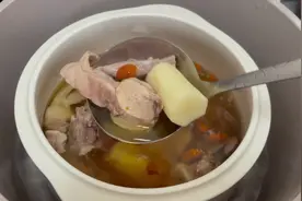 #勒dou是十里长江   兔肉不知道怎么煮 可以试试山药枸杞兔肉汤视频封面