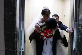 今生有缘做姐弟。
来生希望也如此， 
我们相遇，一种缘，一种分