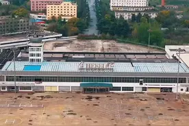 关闭七年的骆岗机场，随着世界级最大的城市中央公园规划出炉，看来真的要再见了！#骆岗机场 #航拍视频封面
