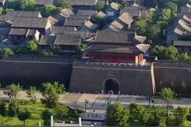 中国唯一一座泡在水里的古城，被称为北方的威尼斯，江北水城“聊城”！#江北水城#旅行大玩家  #聊城 #旅行推荐官视频封面