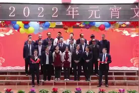 临颍一高元宵晚会老校区高三大合唱 虎跃龙腾歌盛世视频封面