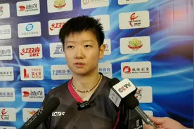 孙颖莎一齐菲，第二局，比分为11比0，孙颖莎称：那也是尊重对手