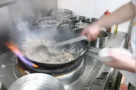 闽清特色菜《糟菜炒粉干》这视频库存有点年头了，手痒痒剪辑一段视频封面