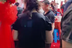 天大地大娘舅最大#农村婚礼 #敬酒礼仪 #新婚快乐呀❤视频封面