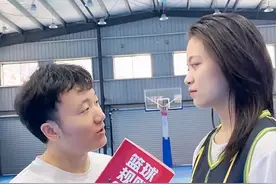 罚球时球停在球篮中，得分算，加1分#篮球 #罚球 #NBA季后赛 