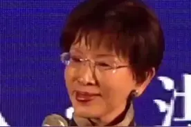 洪秀柱：我们是土生土长的台湾人，也是中国人。我们不会忘记近代中国的苦难，以及复兴中华的理想。#期盼两岸终归一家视频封面