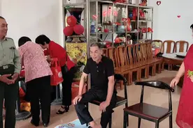 感恩遇到了最好的爸妈，在小叔子大喜之日给了我们特别的惊喜视频封面