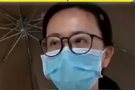 女子跟着中介看了十几天房子，看到心仪房子后却跳单直接和房东签约了。中介无奈！#社会百态 #太不容易了 #中介 #你怎么看 @DOU+小助手 视频封面