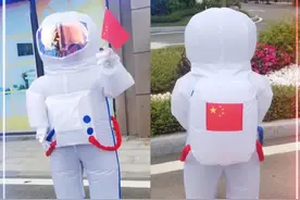 充气宇航服卡通人偶服装成人宇航员表演道具头套儿童仿真太空服视频封面