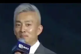 亚宁  转眼也已经51岁了，当年央视综艺主持的天花板。#亚宁 #同一首歌 #一代人的青春 #时光已逝永不回 #掌声响起来 视频封面