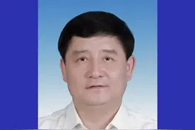 乌鲁木齐市政府党组成员、副市长李伟接受审查调查视频封面