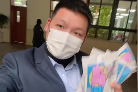一年级的孩子真有礼貌#涪陵 #一年级 #鞠老师 #校园生活视频封面