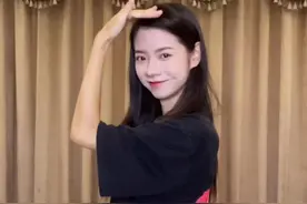 别眨眼哦，3…2…1… 这才是小姐姐的样子🥳#变装 #变装秀 #空姐 #变身 #换装 #卡点变装 #空乘视频封面