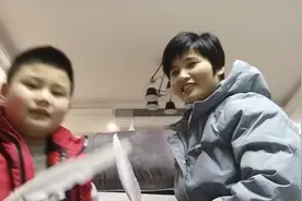 挑战挠痒痒视频封面
