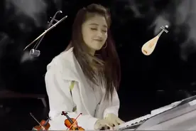 给你分解#双排键 手脚并奏的秘密🤗#王小玮视频封面