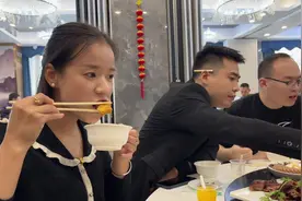 你们说武汉的酒席怎么样#记录真实生活 #酒席上的那点事视频封面