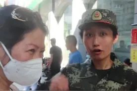 #女兵 #新兵入伍  剪掉齐腰长发，带着家人的不舍，向着军营和梦想出发！视频封面