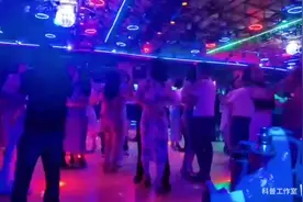 这个重庆莎莎舞确实老火，搞的全重庆人民居家隔离。