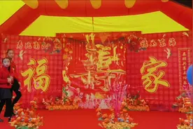 合唱《相亲相爱一家人》，我好像把他们都带沟里去了😅视频封面