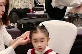 4岁暖宝的人生第一次童模走秀♥️👏👏#做自己的主角视频封面