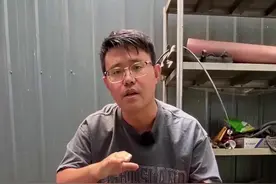 夏天汽车熄火后，前面的散热扇一直转，是不是故障！#用车知识分享计划 #撸车日常 #高温 视频封面