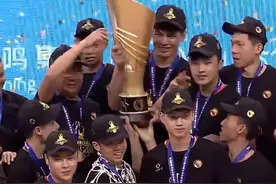 恭喜广东工业大学战胜清华，首夺校史第一个CUBAL全国总冠军🔥🔥🔥陈国豪终于圆梦啦🥺🥺，站上全国之巅#广东工业大学男篮夺冠 #cuba总决赛 #陈国豪 #广工清华cubal再争冠 #广东工业大学vs清华大学 视频封面