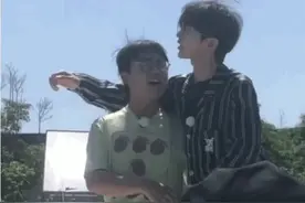 #蔡徐坤 对 #郭麒麟 的宠爱，我酸了！视频封面