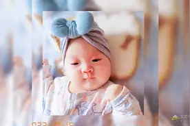 大齐一周岁生日快乐！抓周顺利完成，抓的第一个物件是毛笔