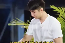 金瀚和张芷溪承认恋情！！金瀚发文认爱：没什么不敢承认！真男人！视频封面