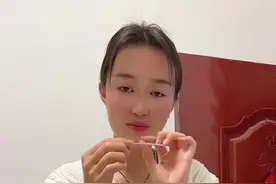 给媳妇拿试纸测一下 显示的样子不知道怎么算，回想了一下是上个月推迟了几天到25号 昨天25号是刚好的为啥会显示呢视频封面