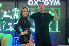 和京城卡戴珊一起健身是什么体验？@eliya #汽车人共创计划 @抖音汽车 @DOU+小助手视频封面