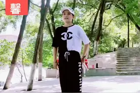 最新舞🔥馨馨你莫走🔥慢动作分解，#你莫走#原创馨馨老师 @抖音短视频