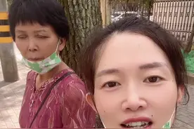 婆婆的脑部磁共振结果出来了，没什么大事。但是担心有其他问题就想着给她全面检查一次，她就是不同意，好说歹说半天才答应做两项基础检查。其实我也跟她说花💰花时间真的都不重要，你们的身体好才是我们的大福气@溜溜佑佑的爸（溜妈金牌售后） @小倩（月子中～） #记录真实生活视频封面