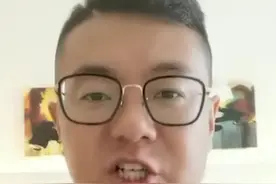 48小时8800公里！上一次远征却收获苦痛记忆，这次一个人为#国足 远征希望不留遗憾！#国足加油 #国足世预赛视频封面