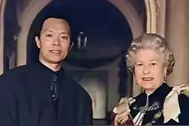 第一次知道陈衍宁的名字，竟是由于英女王的离世。这位中国第四代画家代表人物的艺术被赞誉为“真正跨越了文化与历史，蕴藏着一种宇宙永恒的的信息。”他的写实风格充满了震撼力，想象力及惊人的洞察力。1999年他应邀在英国白金汉宫为英国女王伊丽莎白二世画像，这幅肖像是英女王最具影响的三幅肖像之一，也被选为英女王50周年庆典纪念邮票。陈衍宁笔下的各种人物画作值得细细品味和欣赏…#油画艺术 #陈衍宁油画 #英女王 @DOU+小助手视频封面