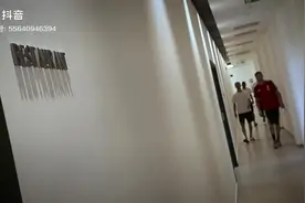 看看顶级豪门俱乐部尤文图斯的餐厅里面的各种美食😁👍视频封面